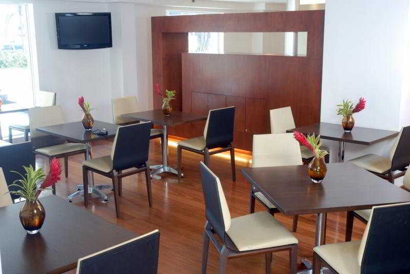 Nh Bogota Pavillon Royal Hotel Екстериор снимка